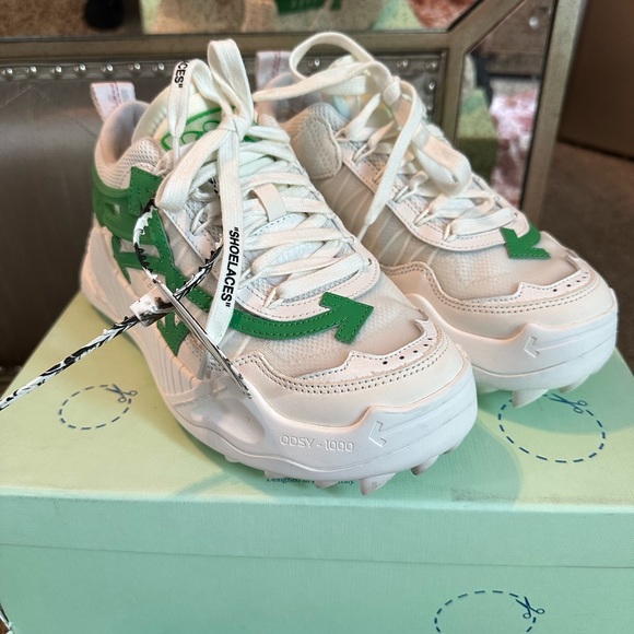 Off-White Odsy 100 Sneakers - Picture 3 of 6